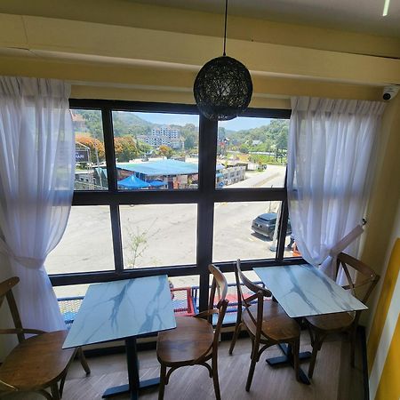 Clock Inn Backpackers Hostel Tanah Rata Buitenkant foto